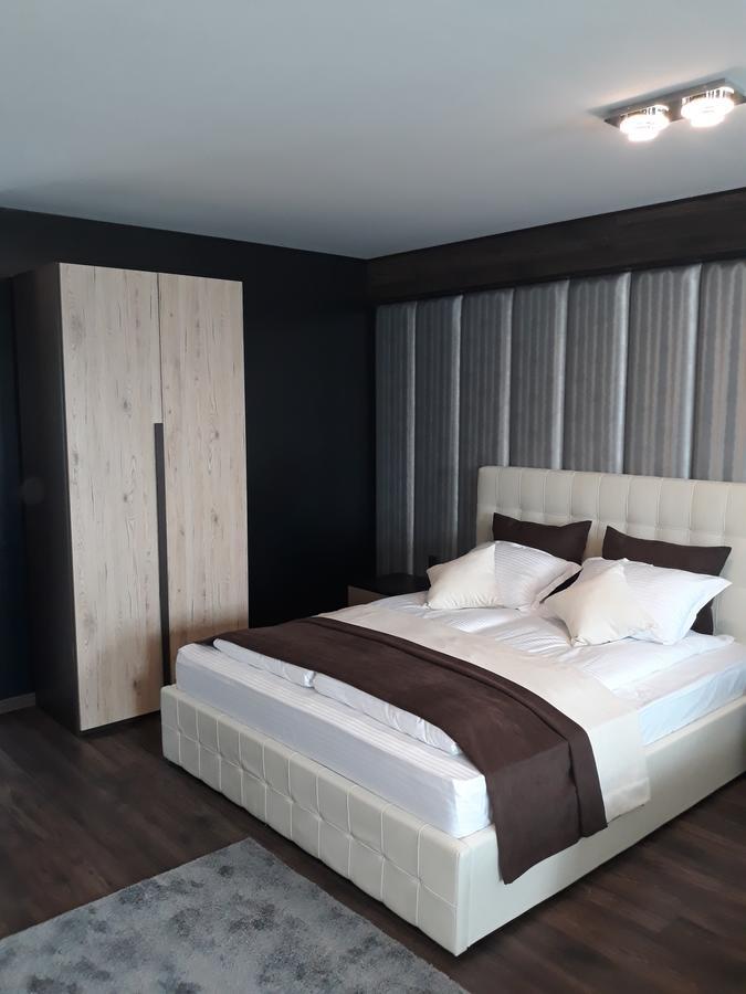 Acktion Deluxe Hotel Sumen Kültér fotó