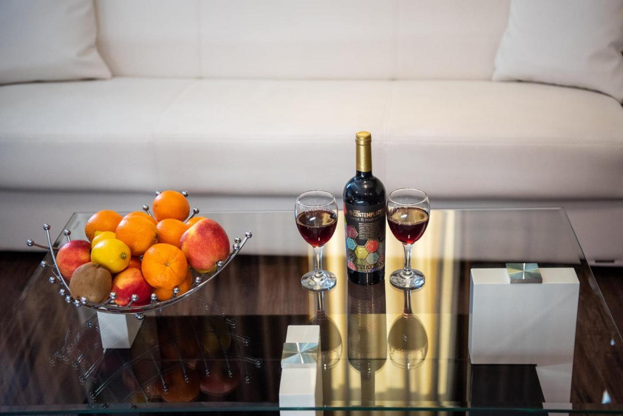 Acktion Deluxe Hotel Sumen Kültér fotó