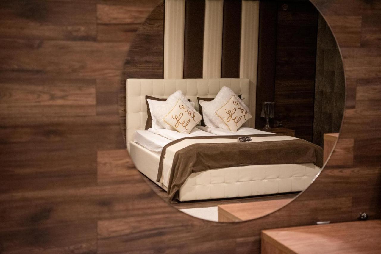 Acktion Deluxe Hotel Sumen Kültér fotó